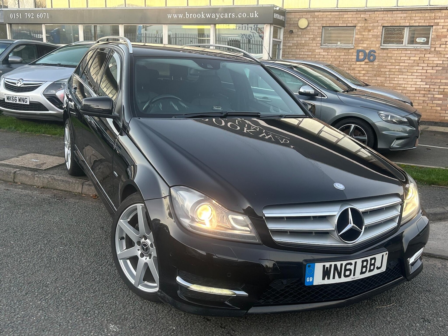 Used Mercedes-Benz C Class 2011 for sale - 76608296: Photo 8