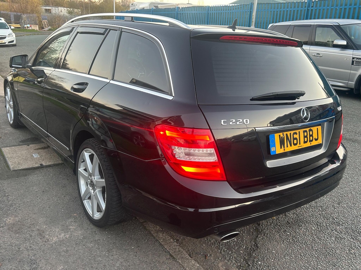 Used Mercedes-Benz C Class 2011 for sale - 76608296: Photo 9