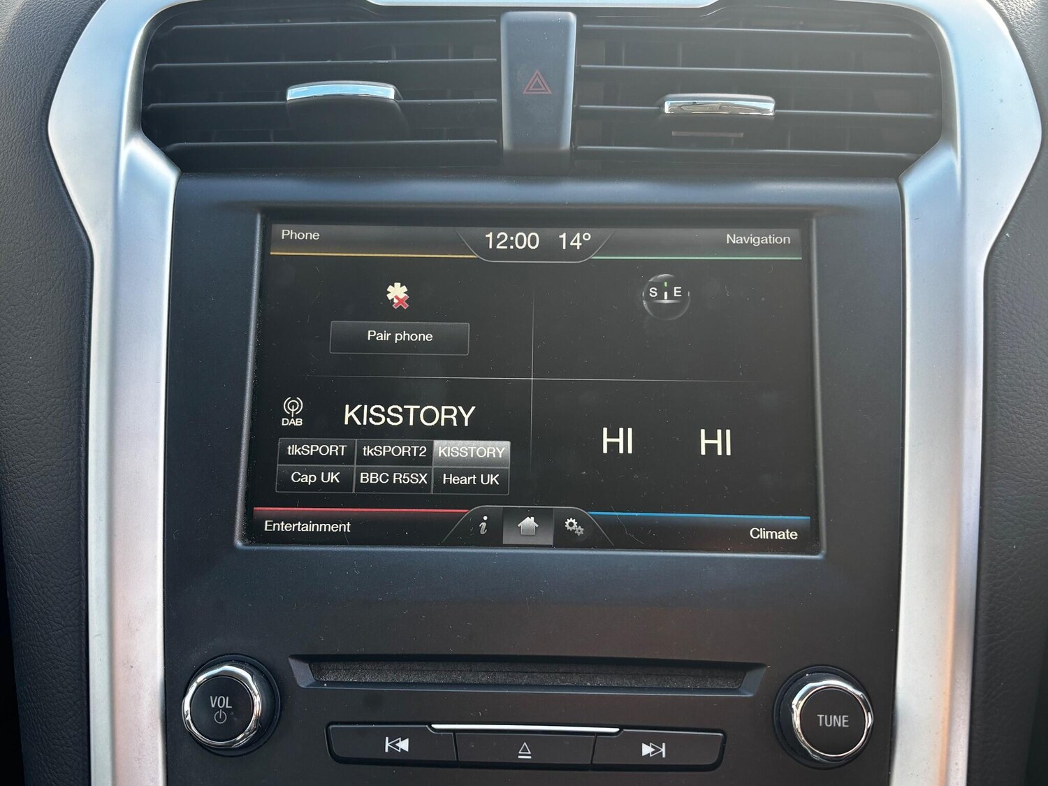 Used Ford Mondeo 2015 for sale - 76360319: Photo 14