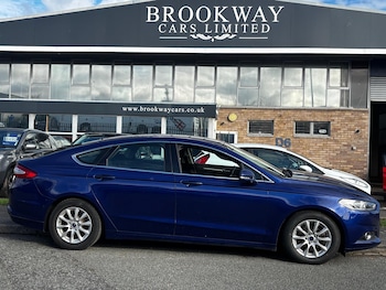 2015 (15) - 1.6 TDCi ECOnetic Zetec Euro 5 (s/s) 5dr
