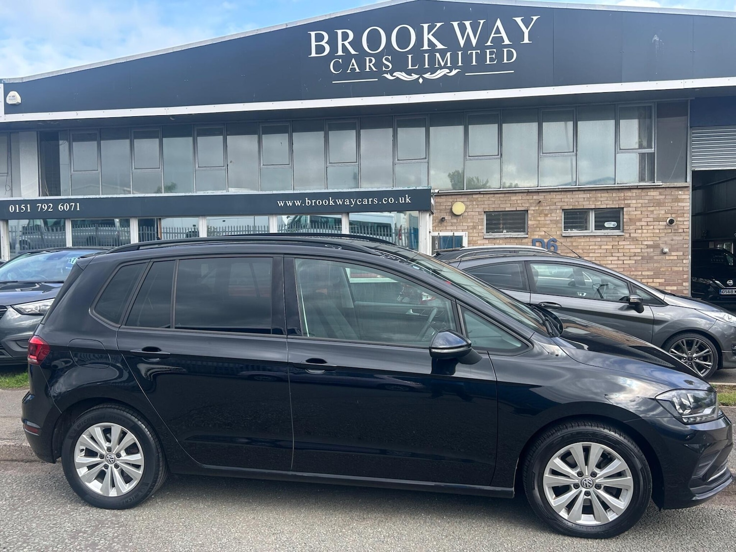 Used Volkswagen Golf SV 2019 for sale - 75838983: Photo 2