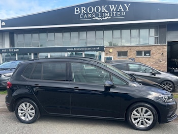 Used Volkswagen Golf SV 2019 for sale - 75838983: Photo