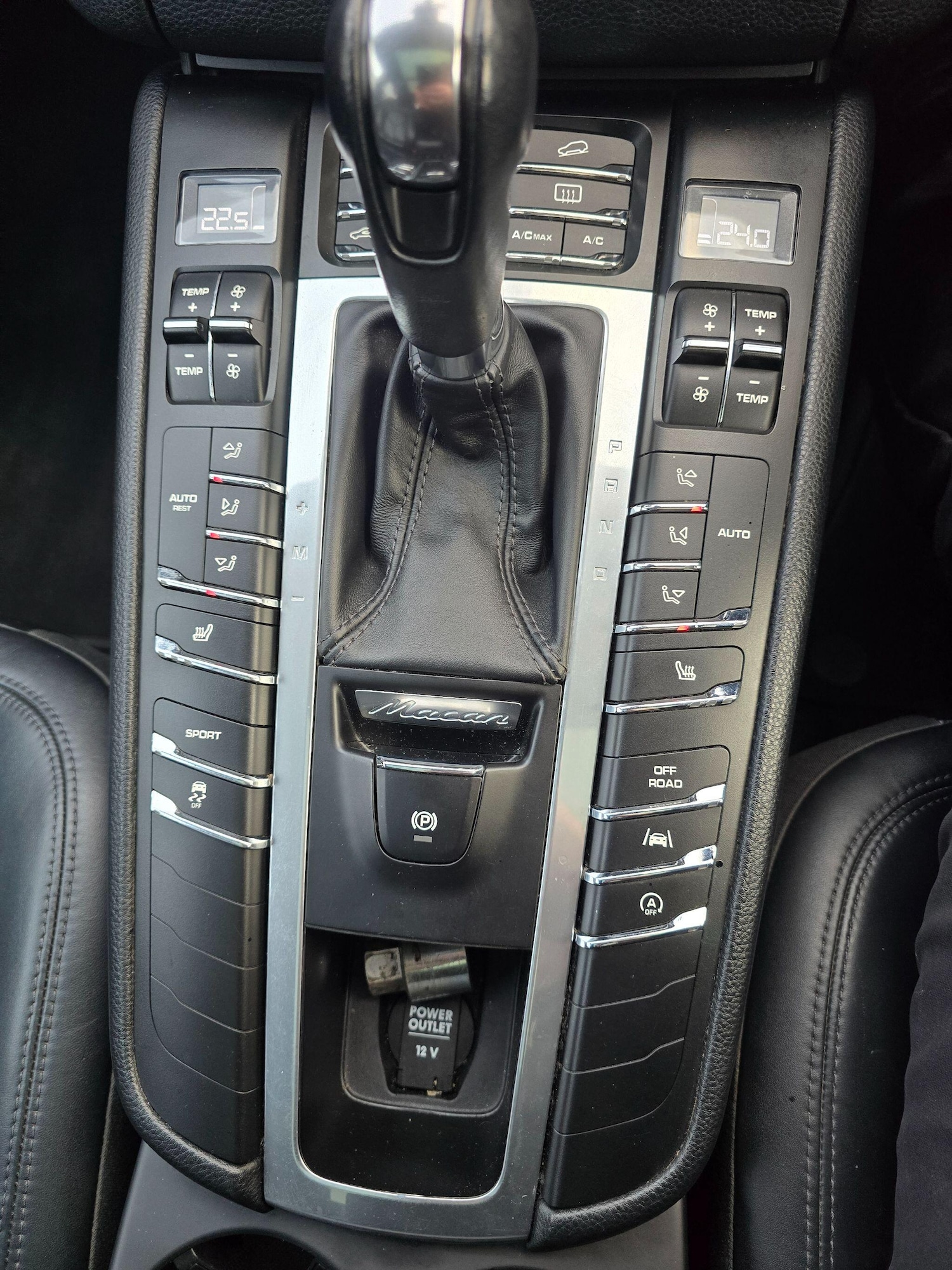 Used Porsche Macan 2018 for sale - 77074893: Photo 30