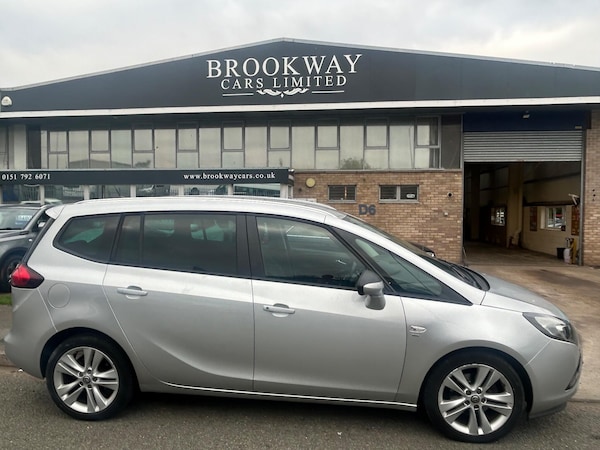 Used Vauxhall Zafira Tourer 2016 for sale - 76284237: Photo 2