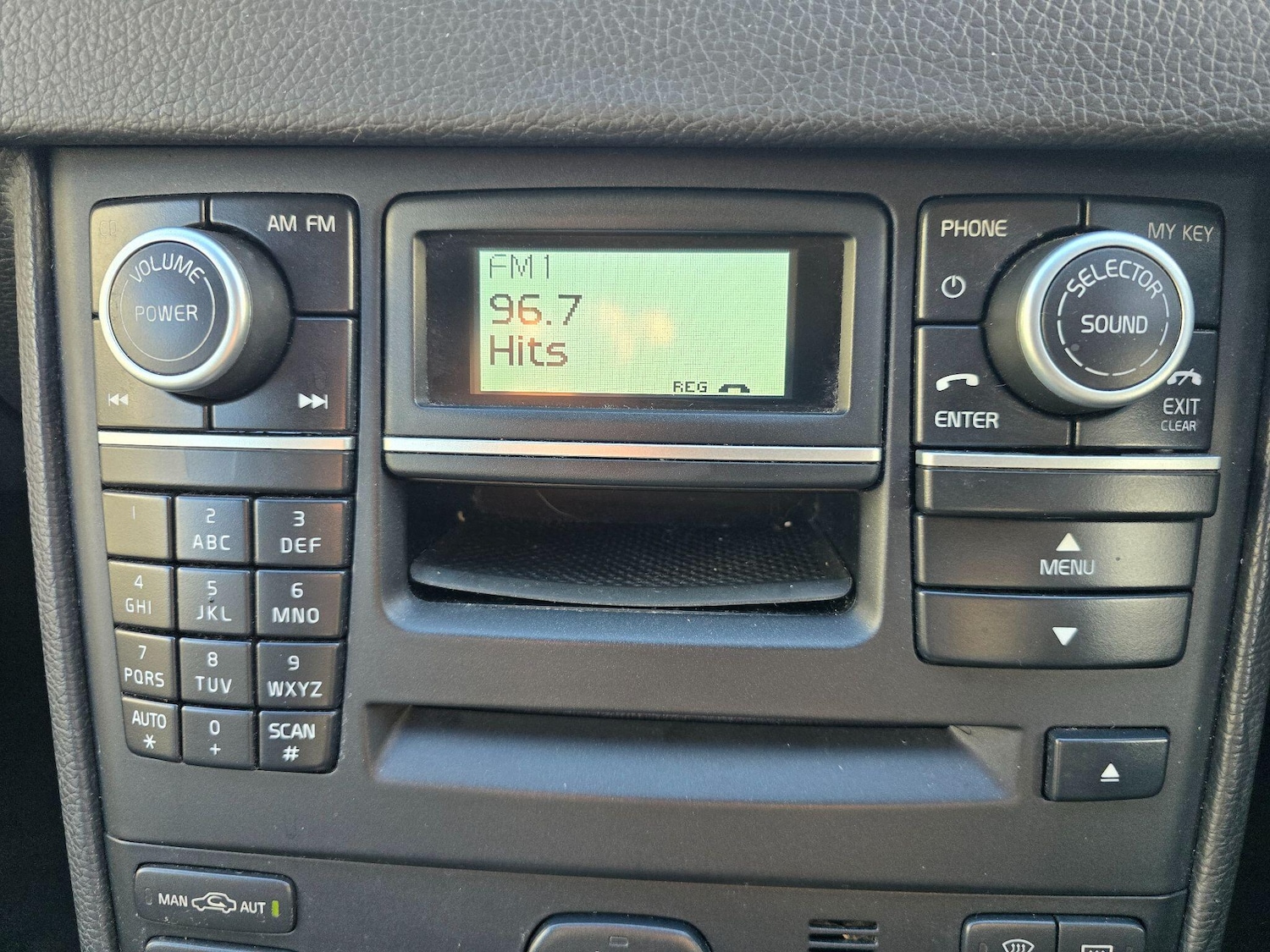 Used Volvo XC90 2014 for sale - 76781768: Photo 25