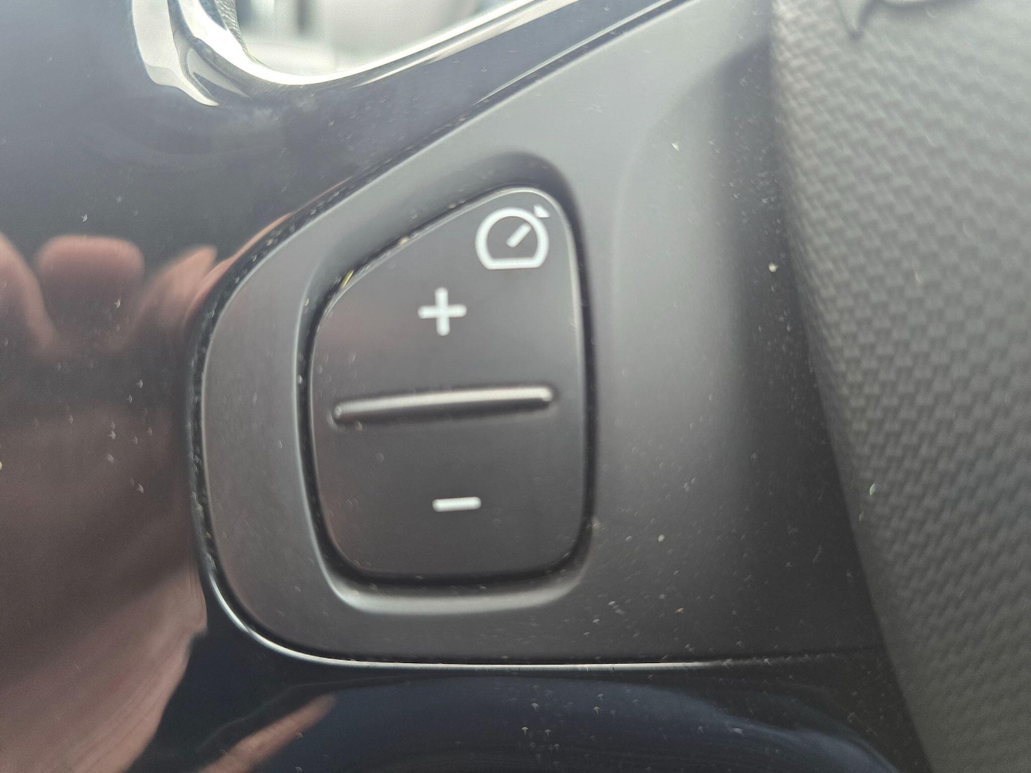 Used Renault Clio 2014 for sale - 76337230: Photo 22