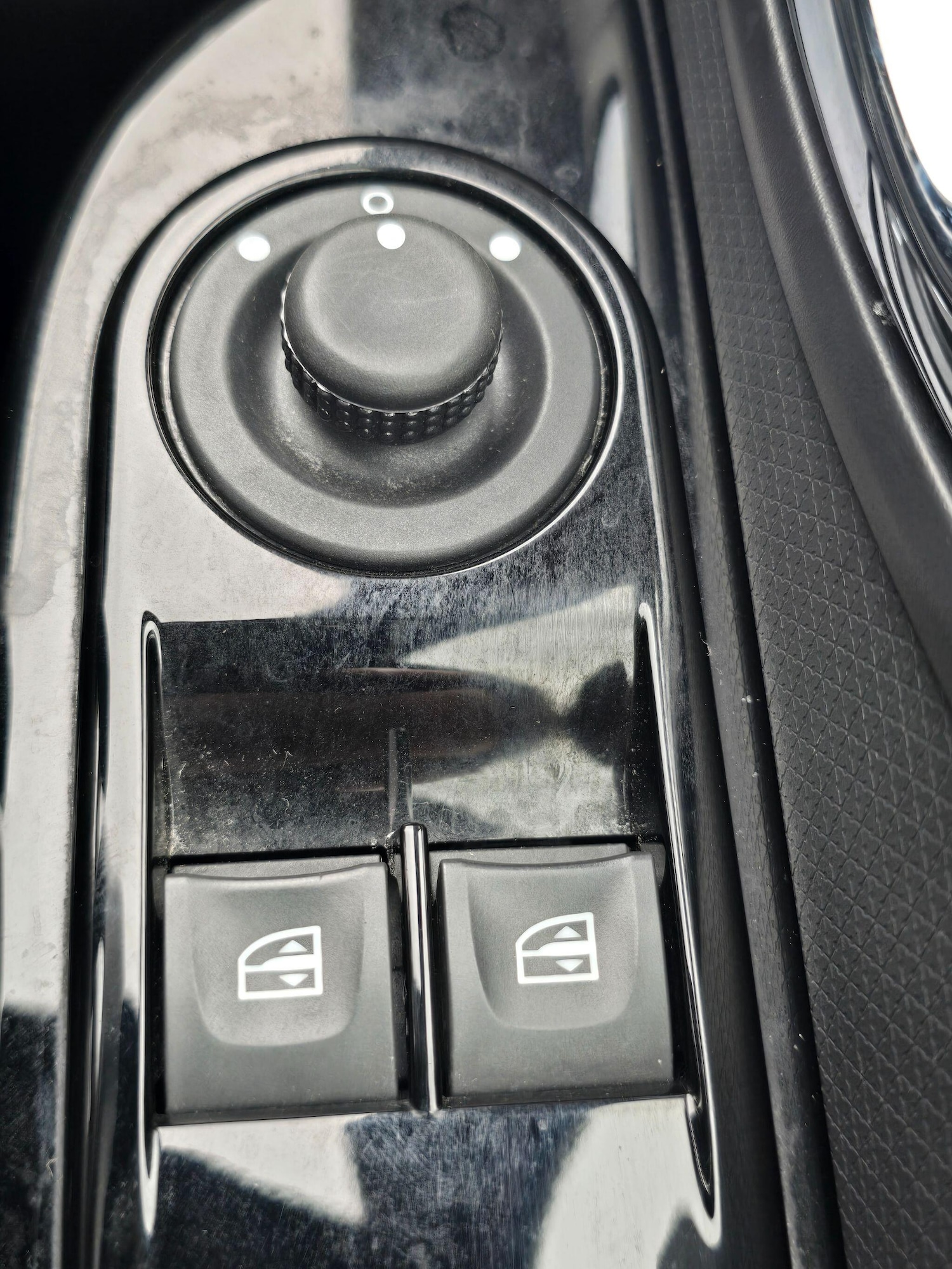 Used Renault Clio 2014 for sale - 76337230: Photo 28