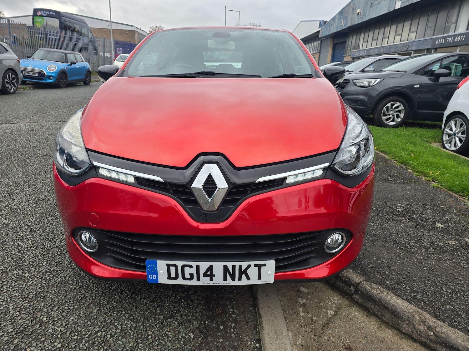 Used Renault Clio 2014 for sale - 76337230: Photo 9