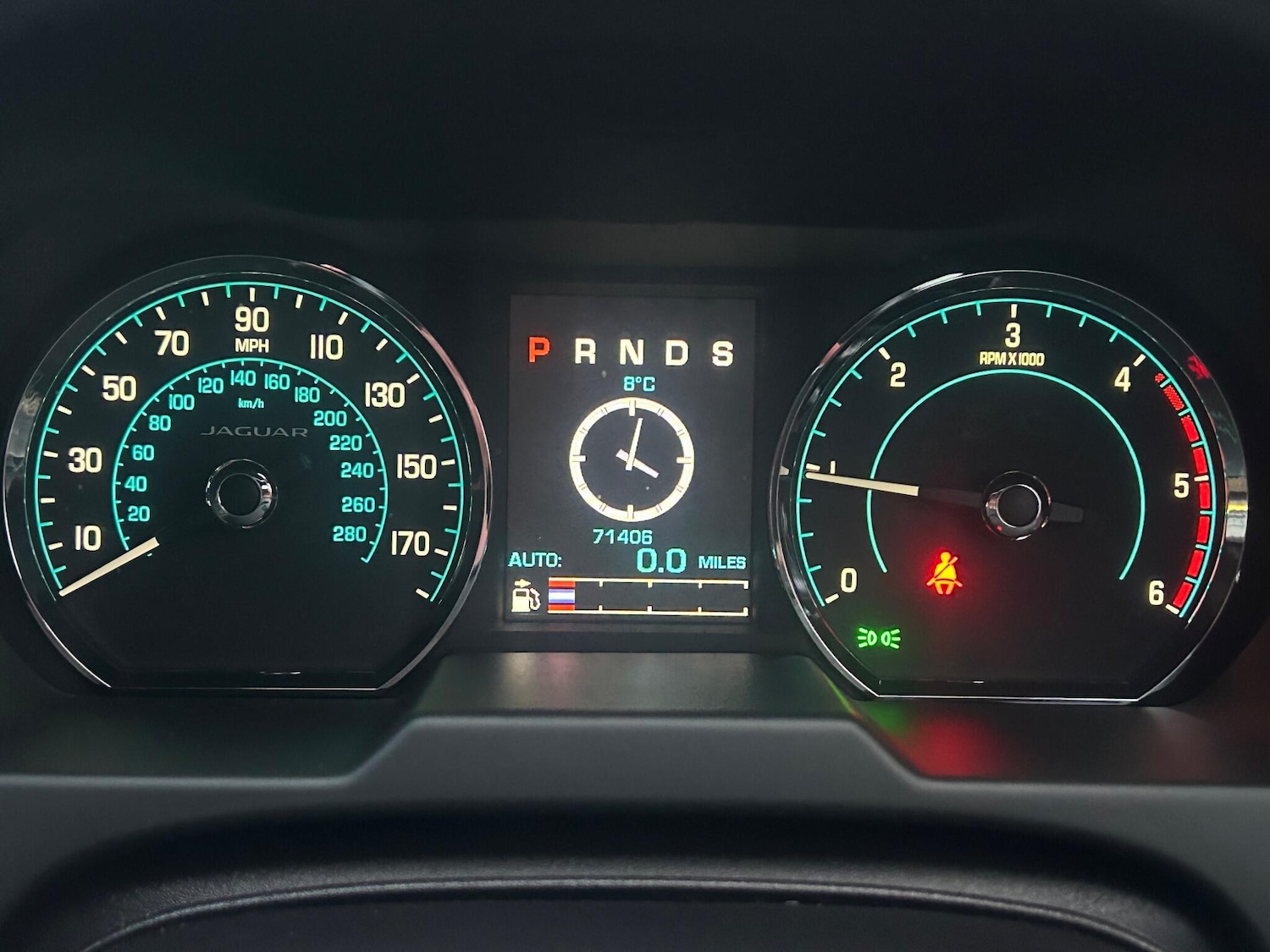 Used Jaguar XF 2015 for sale - 76689541: Photo 11