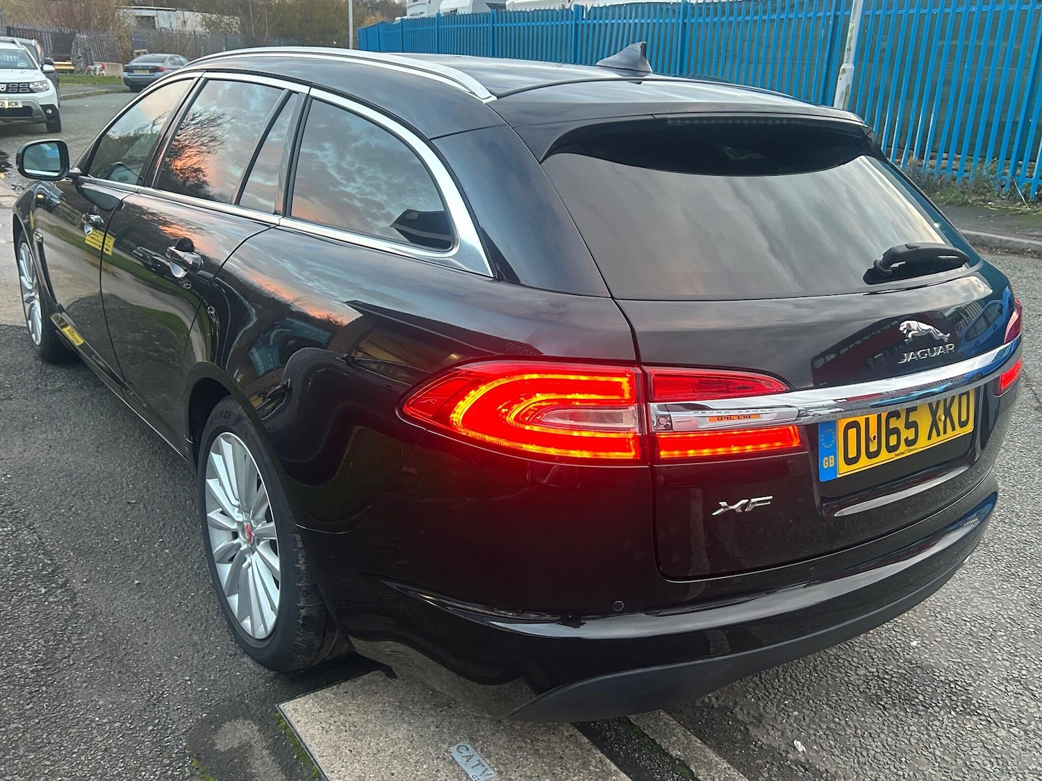Used Jaguar XF 2015 for sale - 76689541: Photo 5
