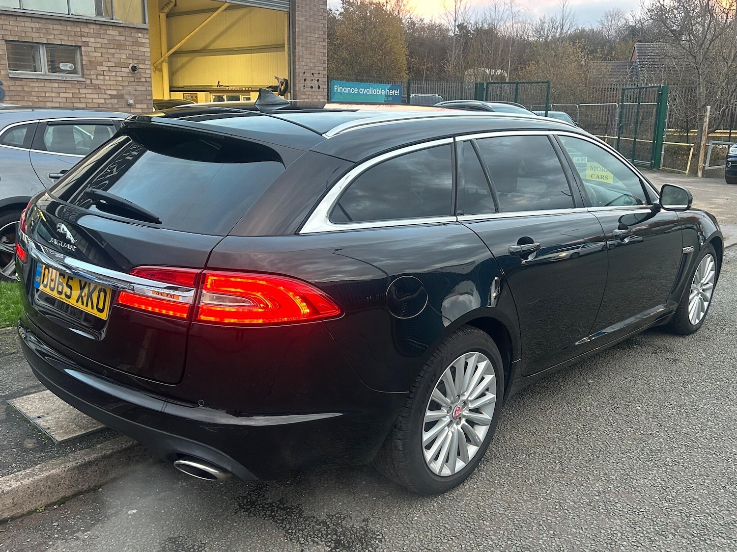 Used Jaguar XF 2015 for sale - 76689541: Photo 8
