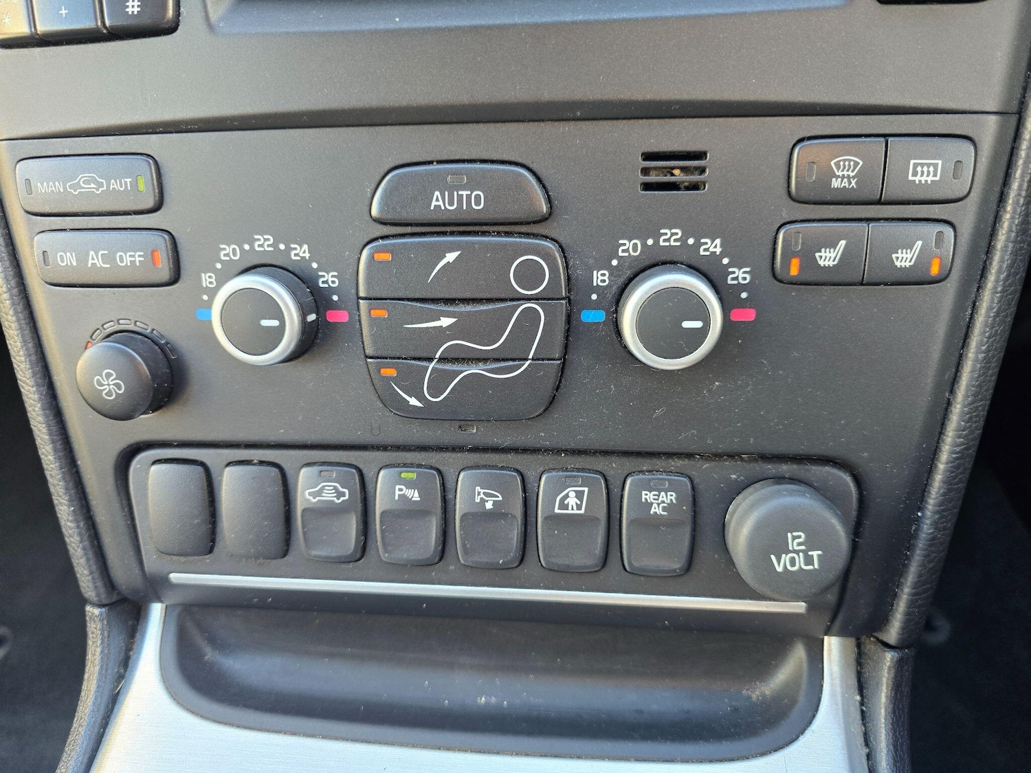 Used Volvo XC90 2014 for sale - 77305220: Photo 27