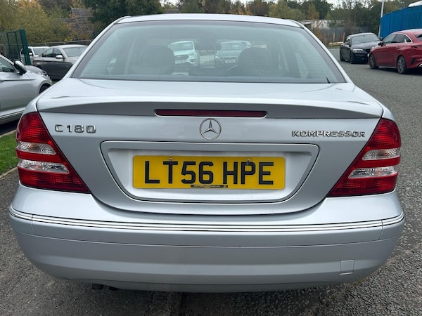 Used Mercedes-Benz C-Class 2006 for sale - 76239790: Photo 18