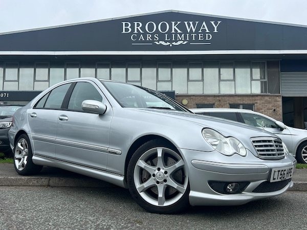 Used Mercedes-Benz C-Class 2006 for sale - 76239790: Photo 1