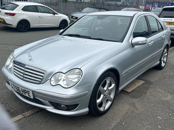 Used Mercedes-Benz C-Class 2006 for sale - 76239790: Photo 6