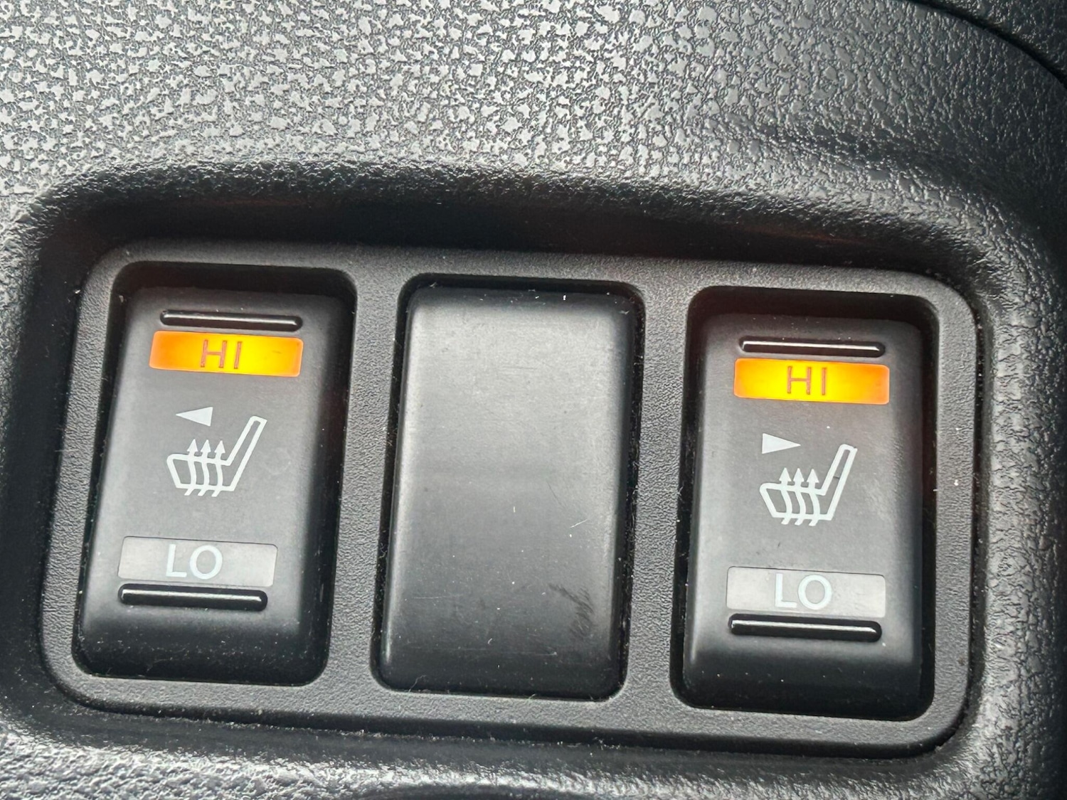 Used Nissan 370 Z 2011 for sale - 77468069: Photo 24