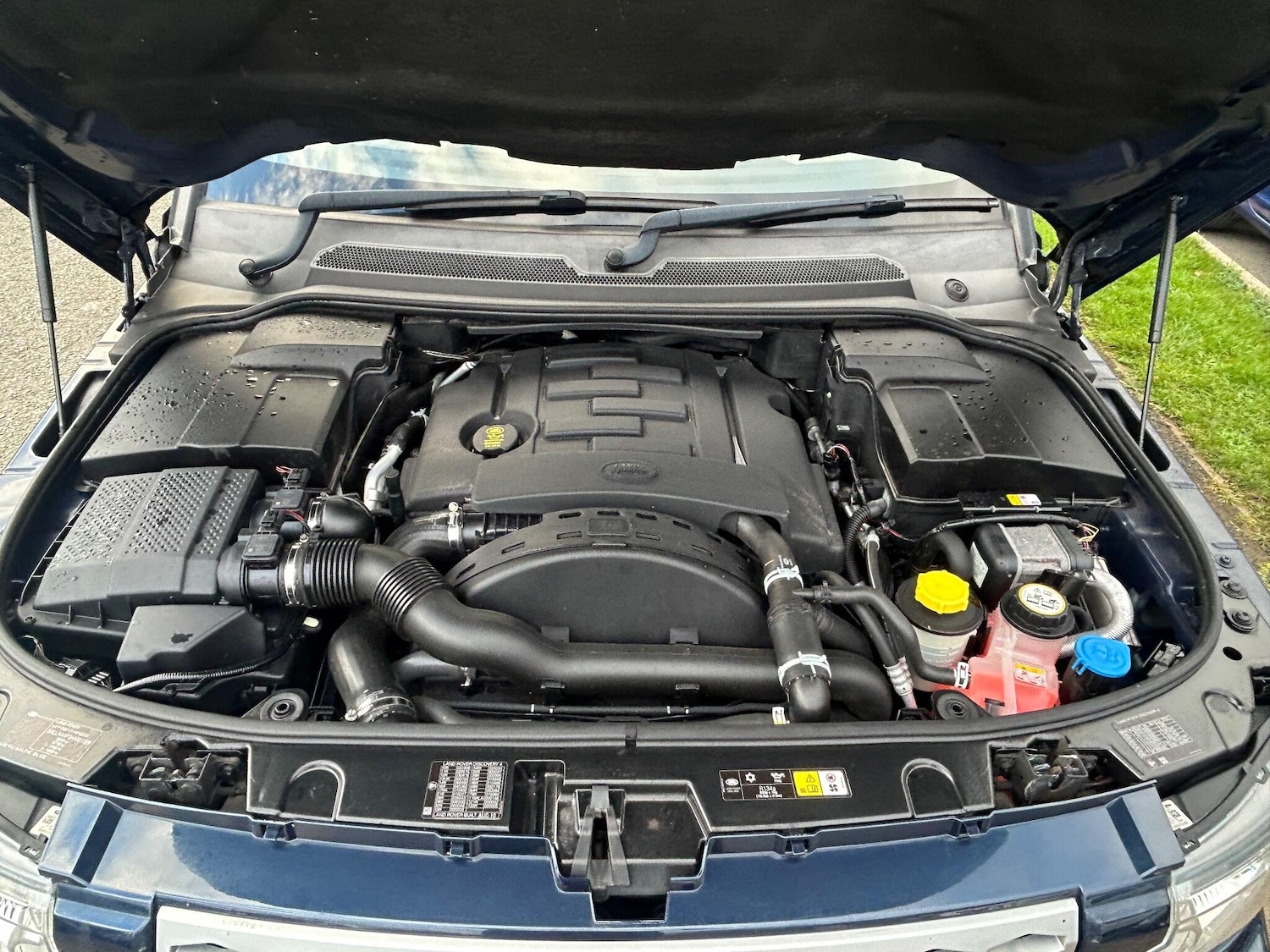 Used Land Rover Discovery 2010 for sale - 76913439: Photo 13