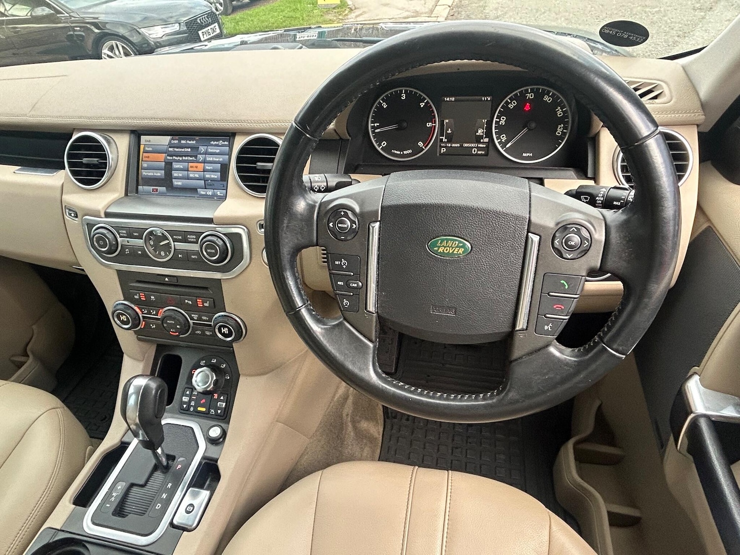 Used Land Rover Discovery 2010 for sale - 76913439: Photo 16