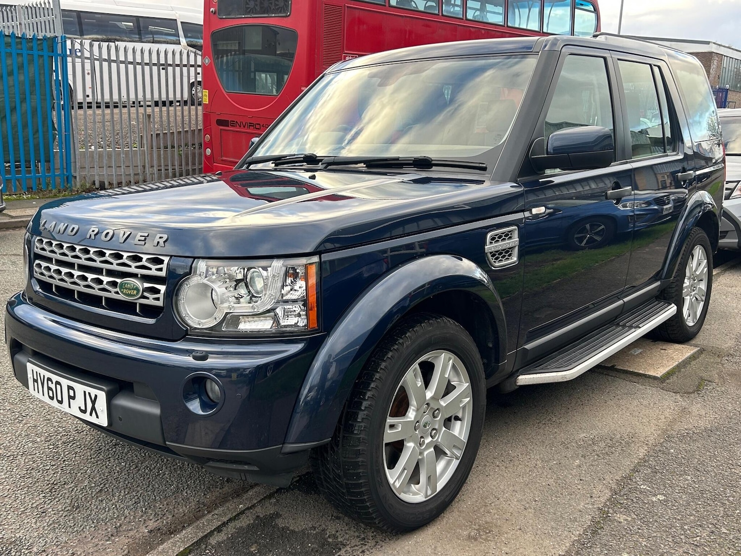 Used Land Rover Discovery 2010 for sale - 76913439: Photo 19