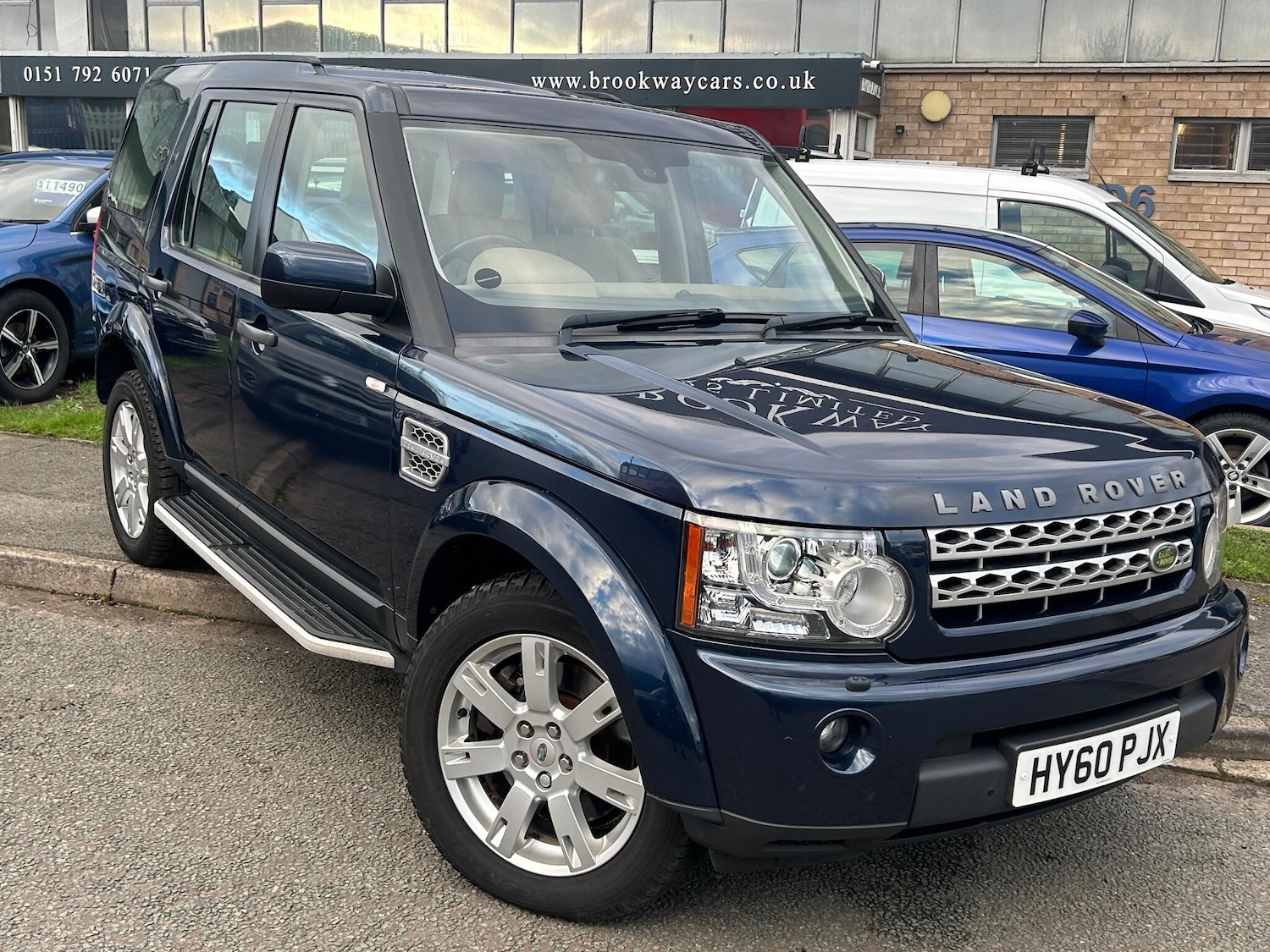 Used Land Rover Discovery 2010 for sale - 76913439: Photo 2