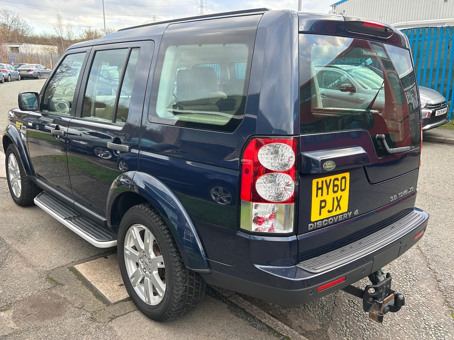 Used Land Rover Discovery 2010 for sale - 76913439: Photo 4
