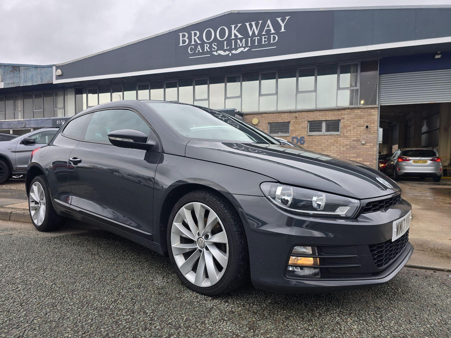 Used Volkswagen Scirocco 2017 for sale - 77723177: Photo 1