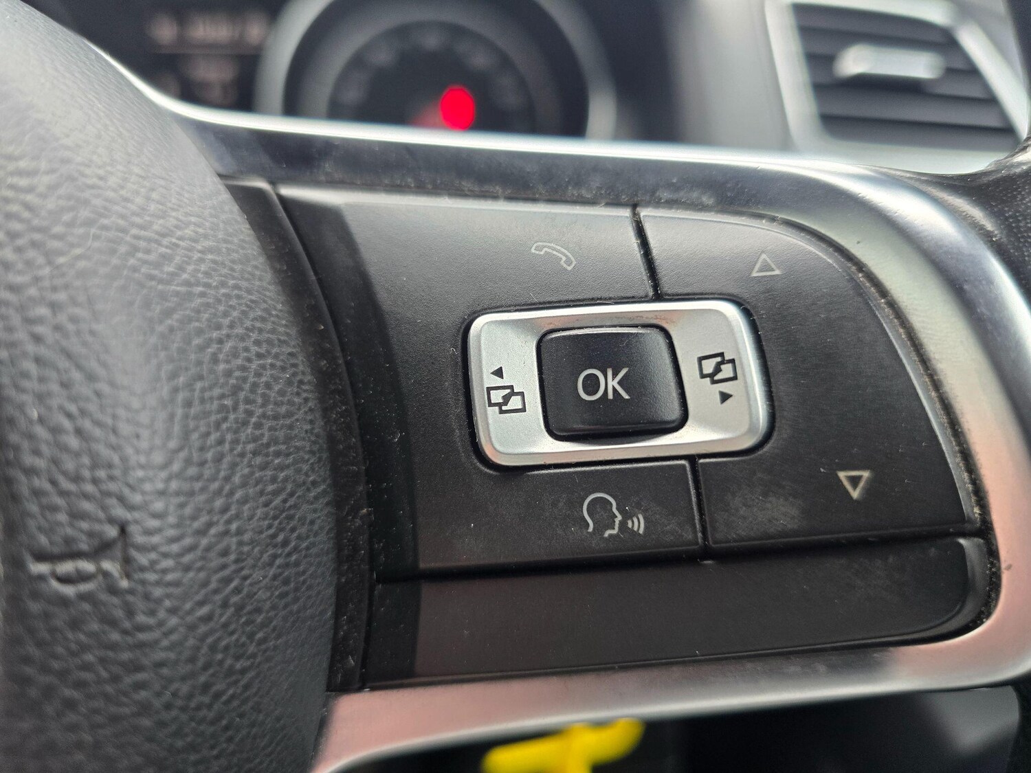 Used Volkswagen Scirocco 2017 for sale - 77723177: Photo 28