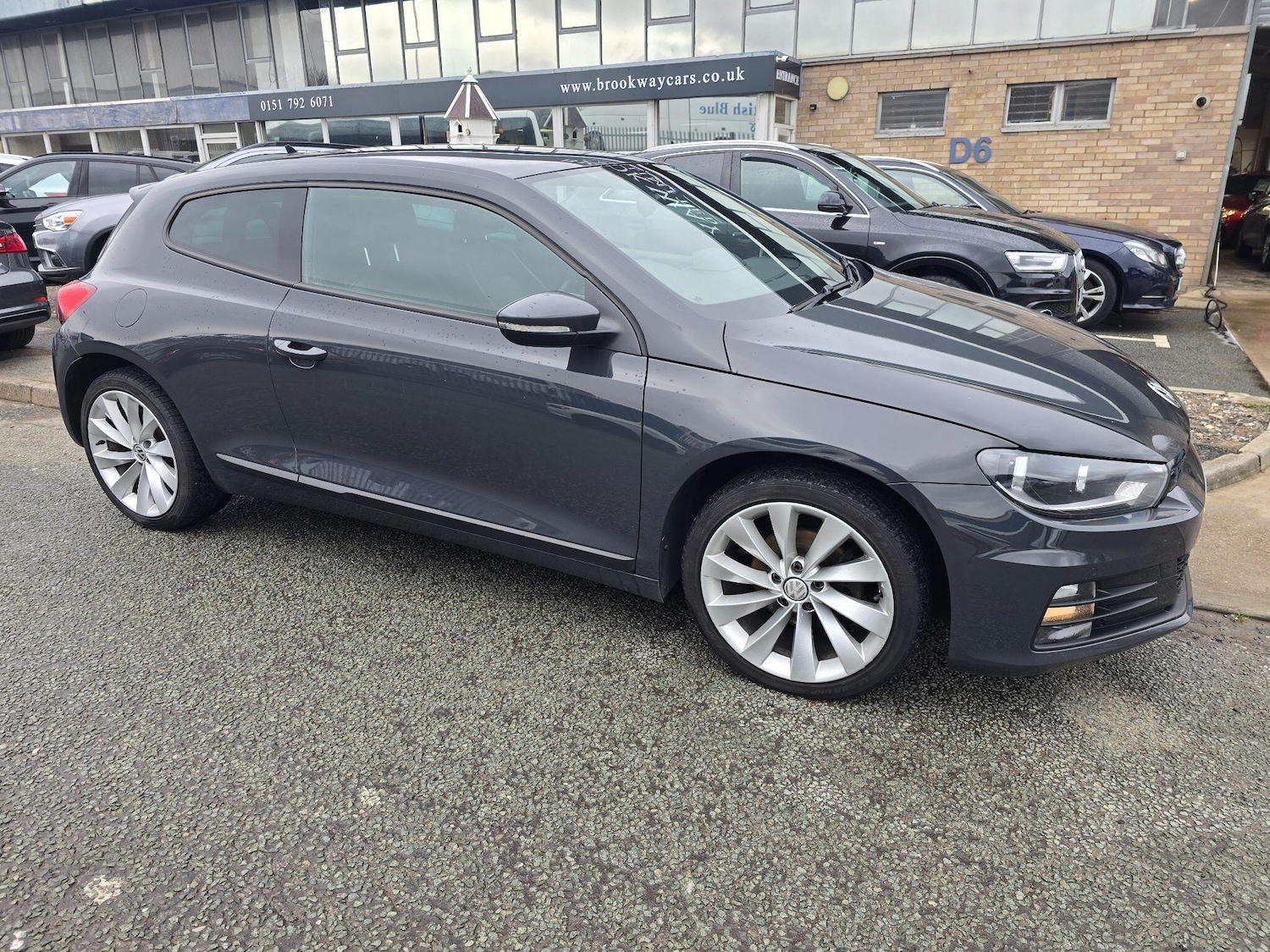 Used Volkswagen Scirocco 2017 for sale - 77723177: Photo 3
