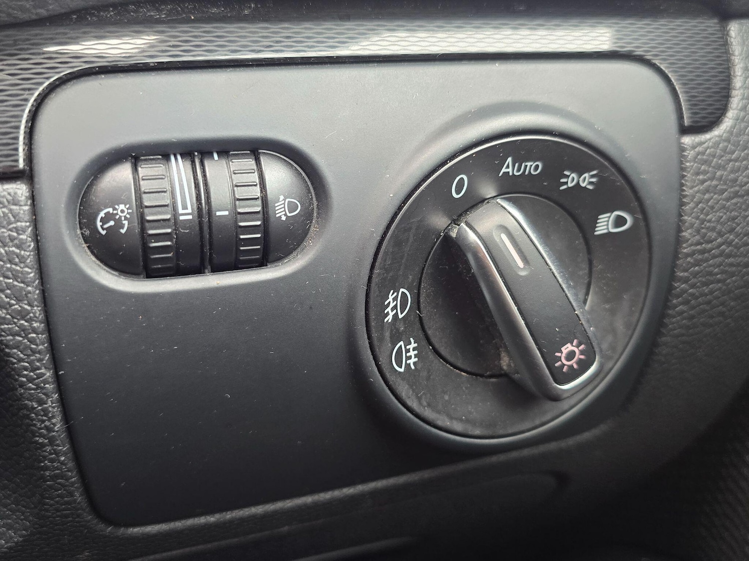 Used Volkswagen Scirocco 2017 for sale - 77723177: Photo 31