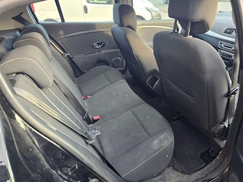 Used Renault Megane 2014 for sale - 77838864: Photo