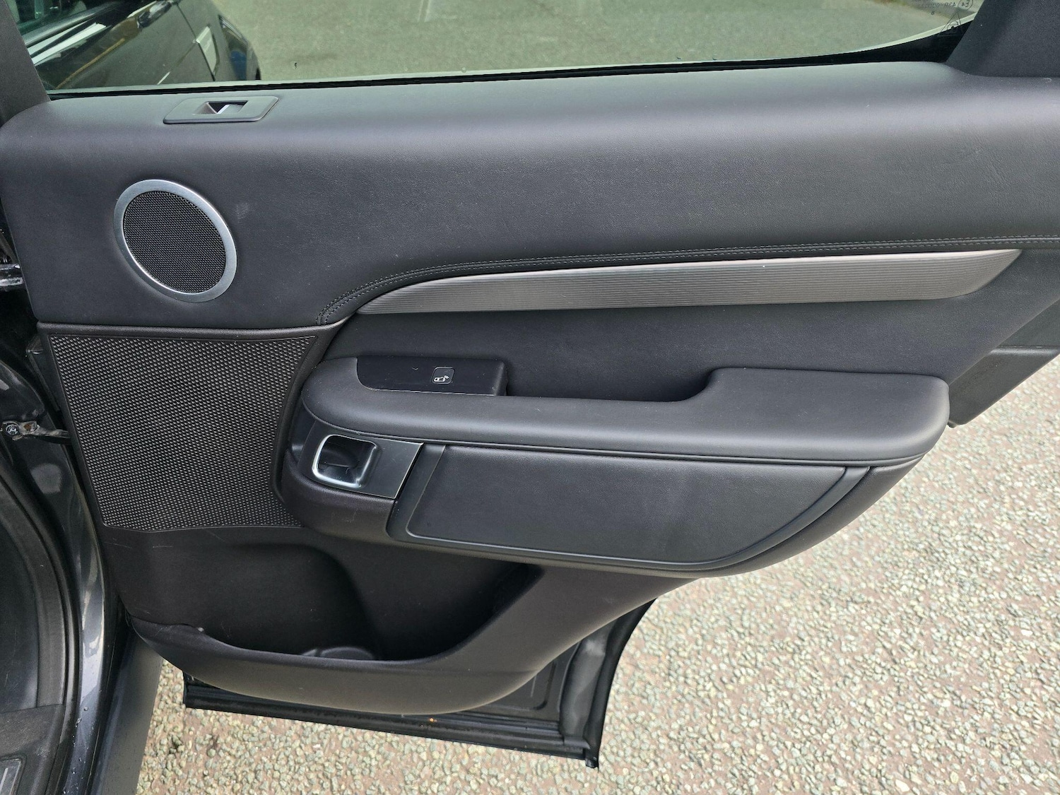 Used Land Rover Discovery 2019 for sale - 76214244: Photo 18