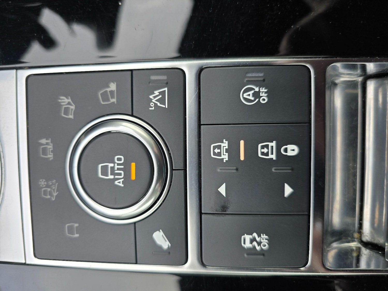 Used Land Rover Discovery 2019 for sale - 76214244: Photo 26