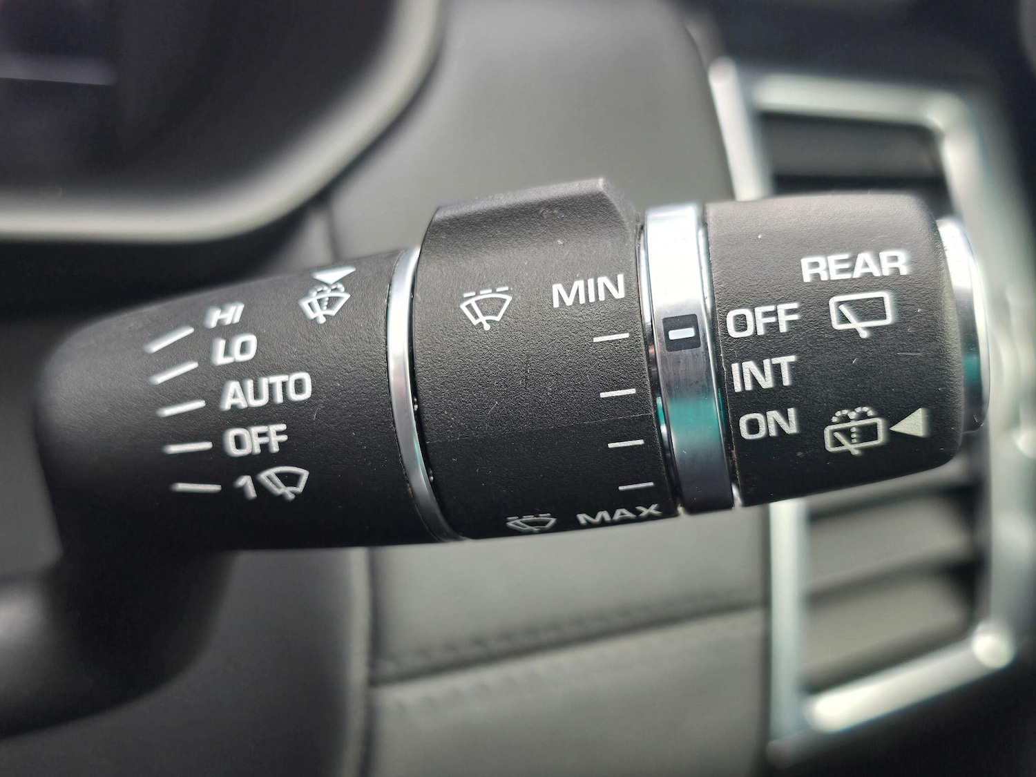 Used Land Rover Discovery 2019 for sale - 76214244: Photo 33