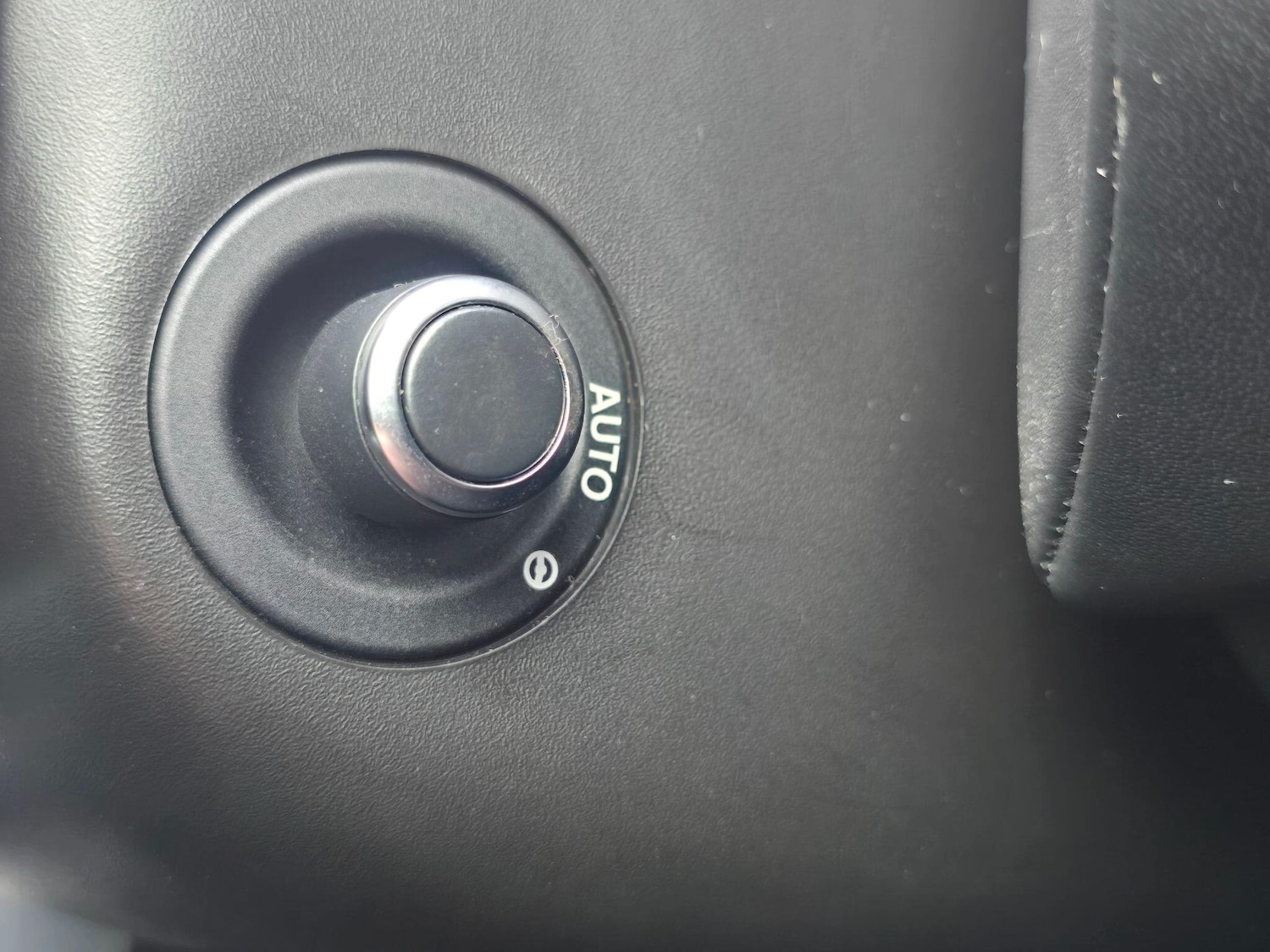 Used Land Rover Discovery 2019 for sale - 76214244: Photo 35