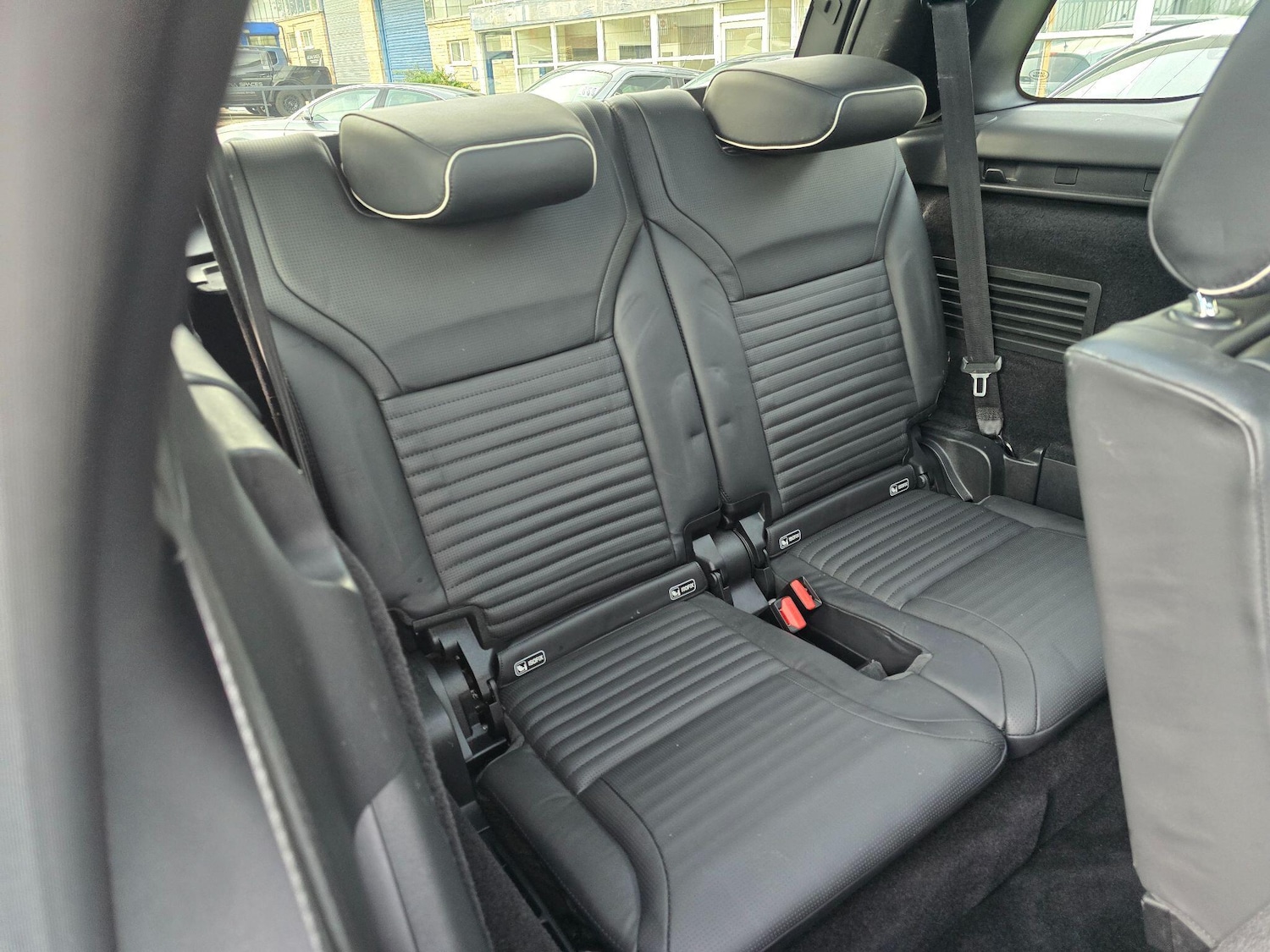 Used Land Rover Discovery 2019 for sale - 76214244: Photo 40