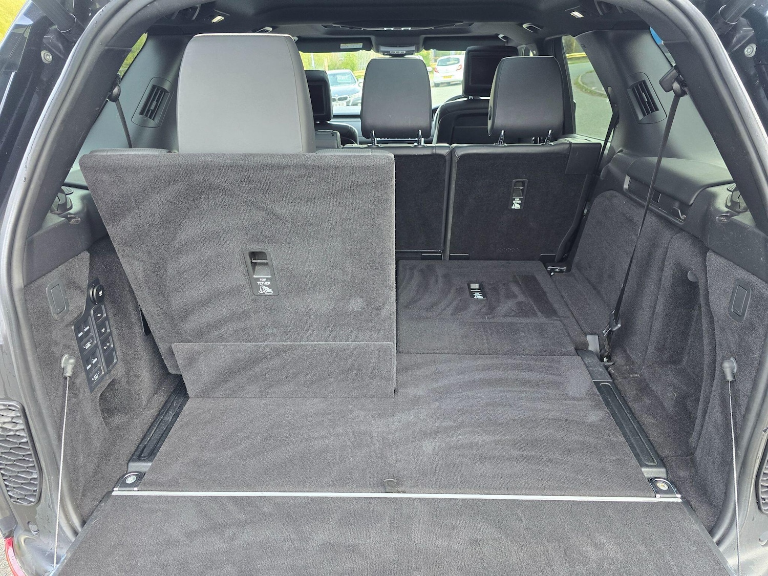 Used Land Rover Discovery 2019 for sale - 76214244: Photo 43