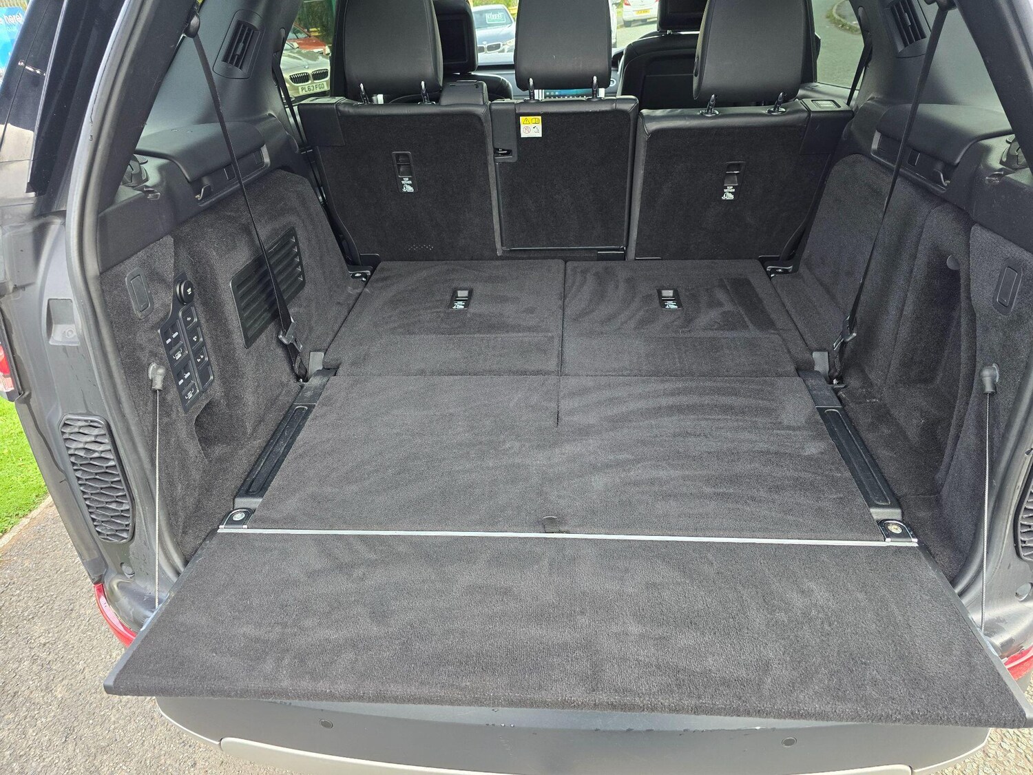 Used Land Rover Discovery 2019 for sale - 76214244: Photo 44