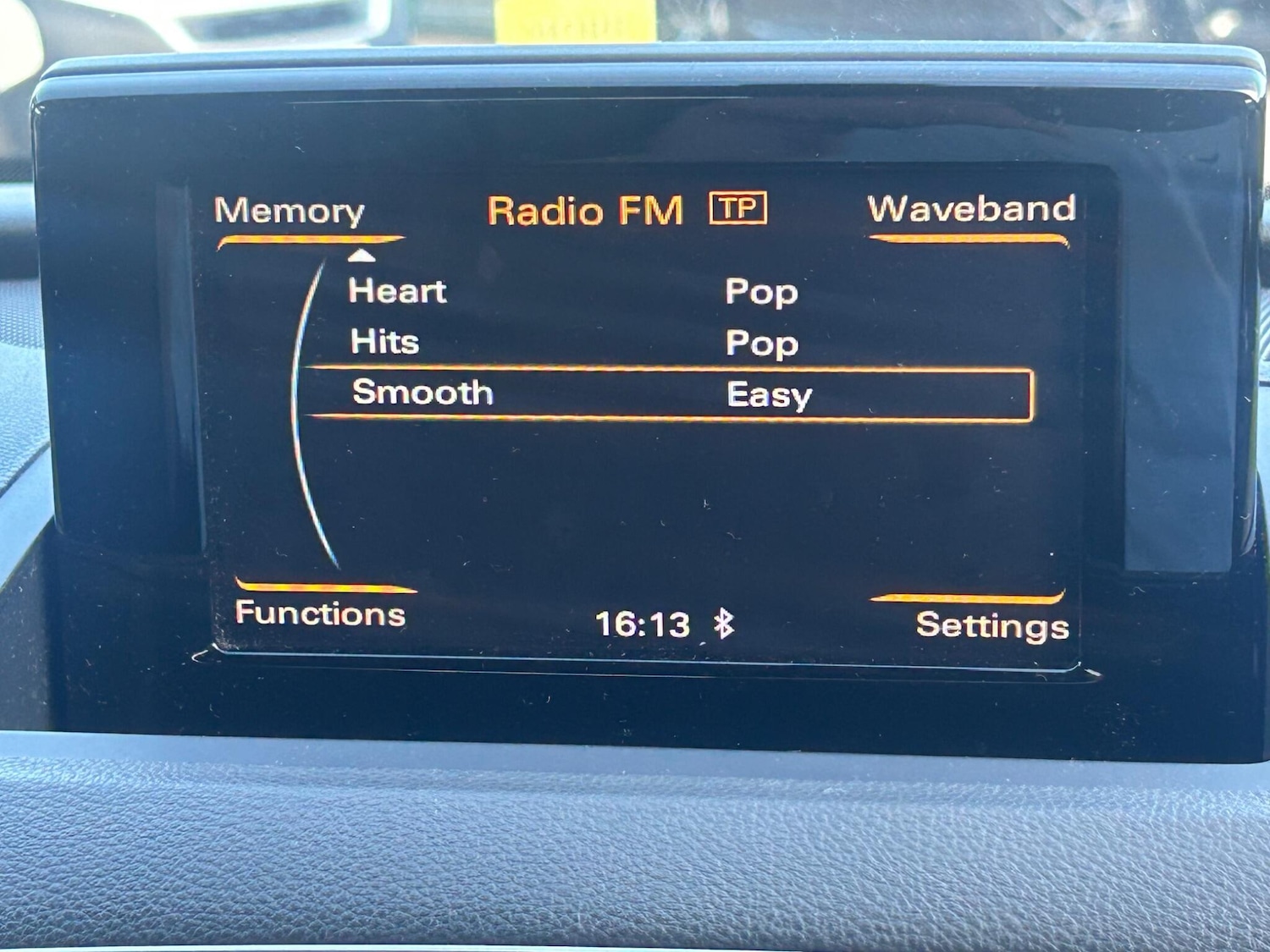 Used Audi Q3 for sale - 77924802: Photo 27