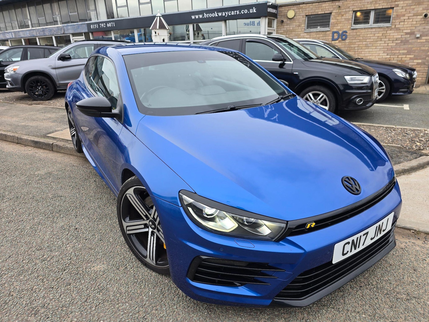 Used Volkswagen Scirocco 2017 for sale - 77599032: Photo 2