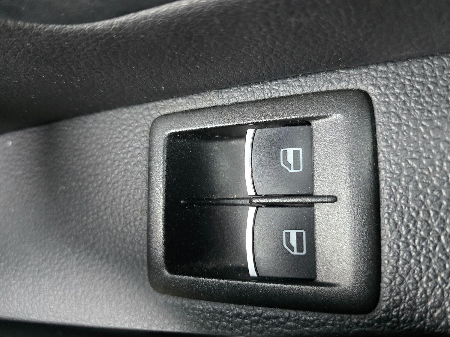 Used Volkswagen Scirocco 2017 for sale - 77599032: Photo 32