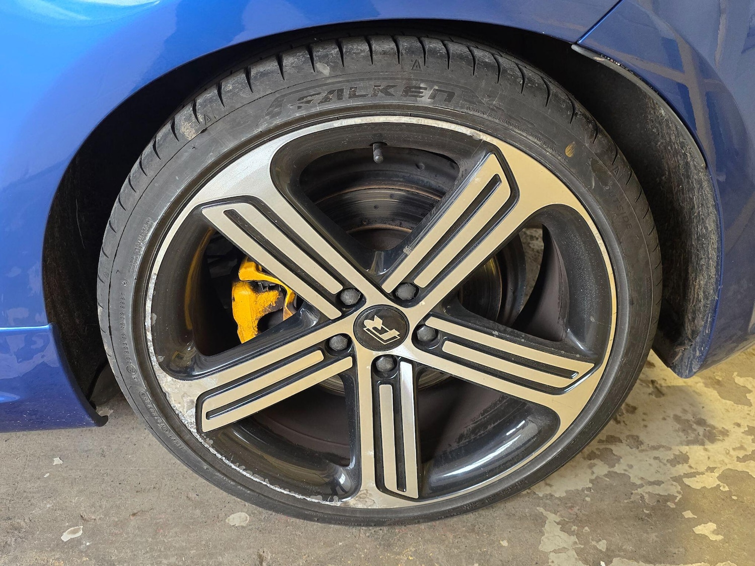 Used Volkswagen Scirocco 2017 for sale - 77599032: Photo 40