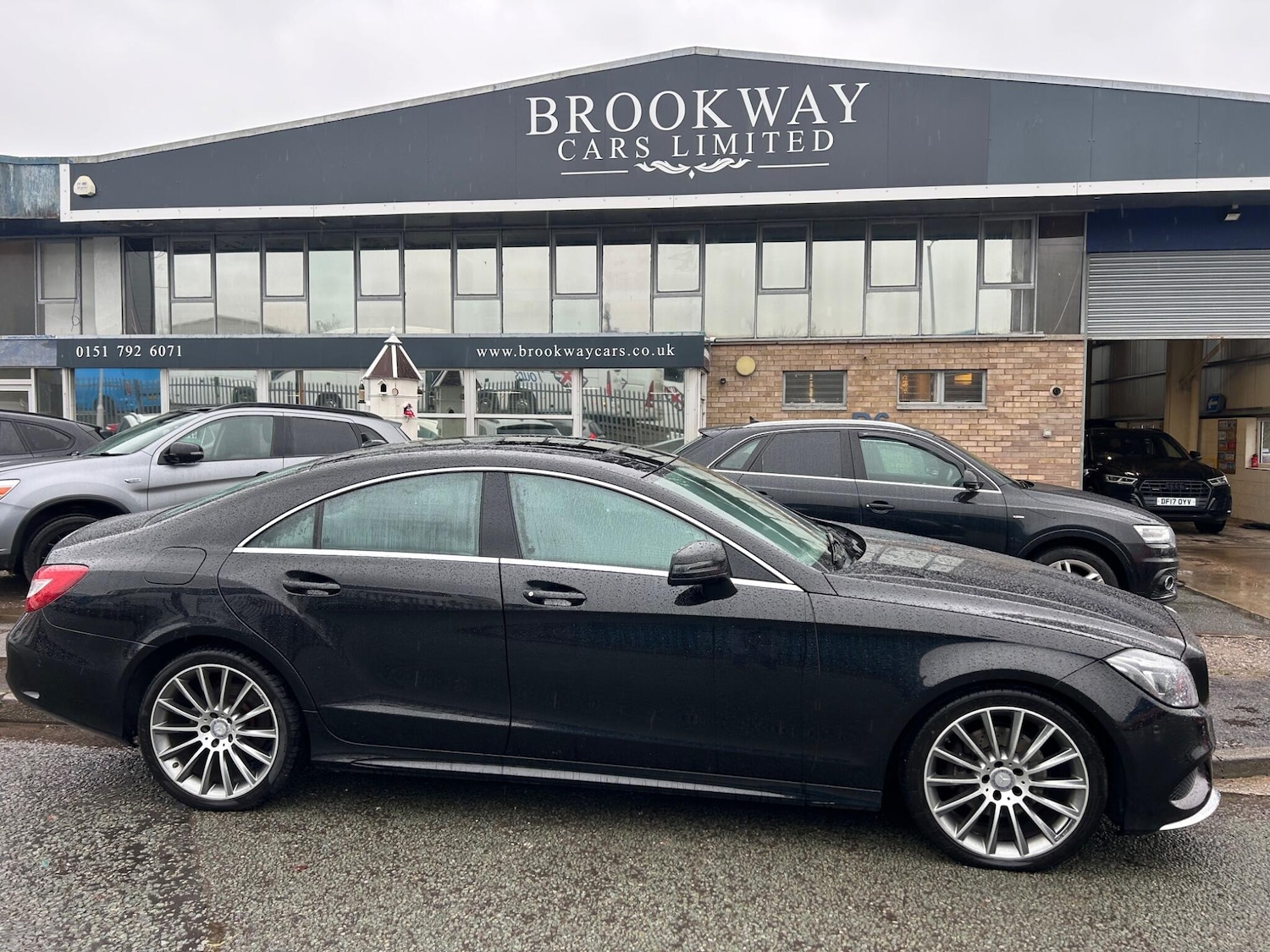 Used Mercedes-Benz CLS for sale - 77683372: Photo 2