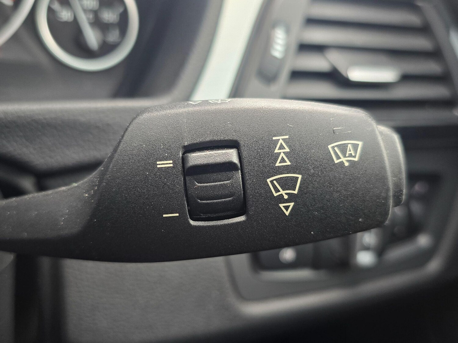 Used BMW 3 Series 2016 for sale - 77574789: Photo 30