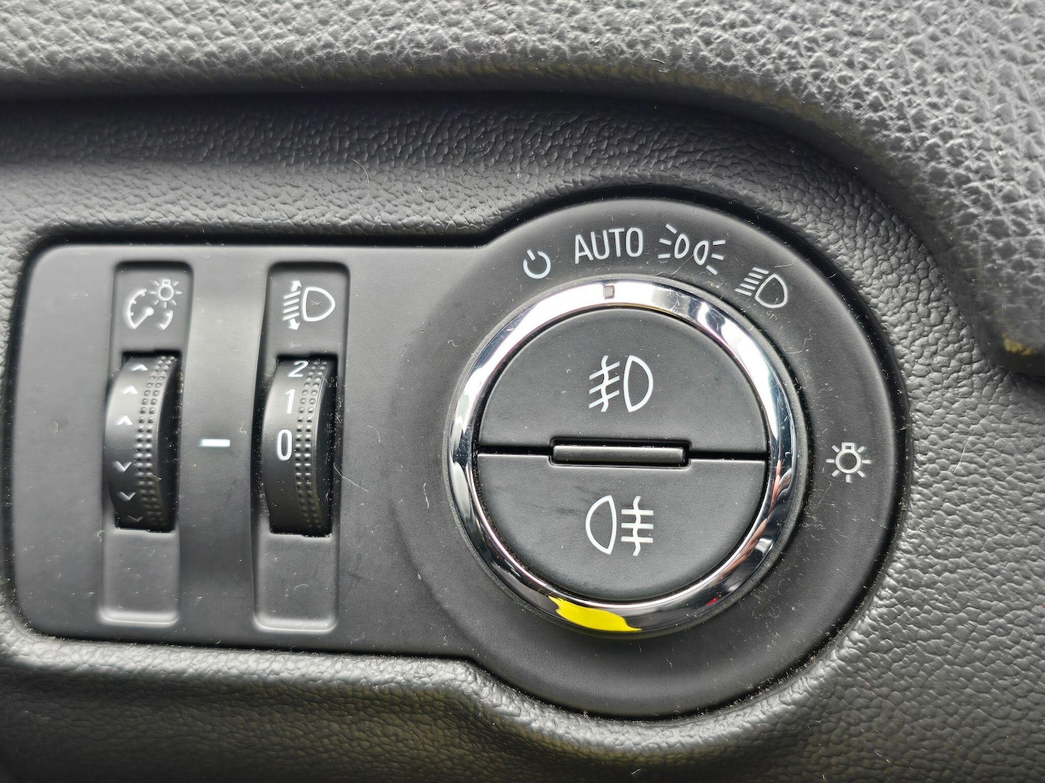 Used Vauxhall Insignia 2014 for sale - 78046824: Photo 28