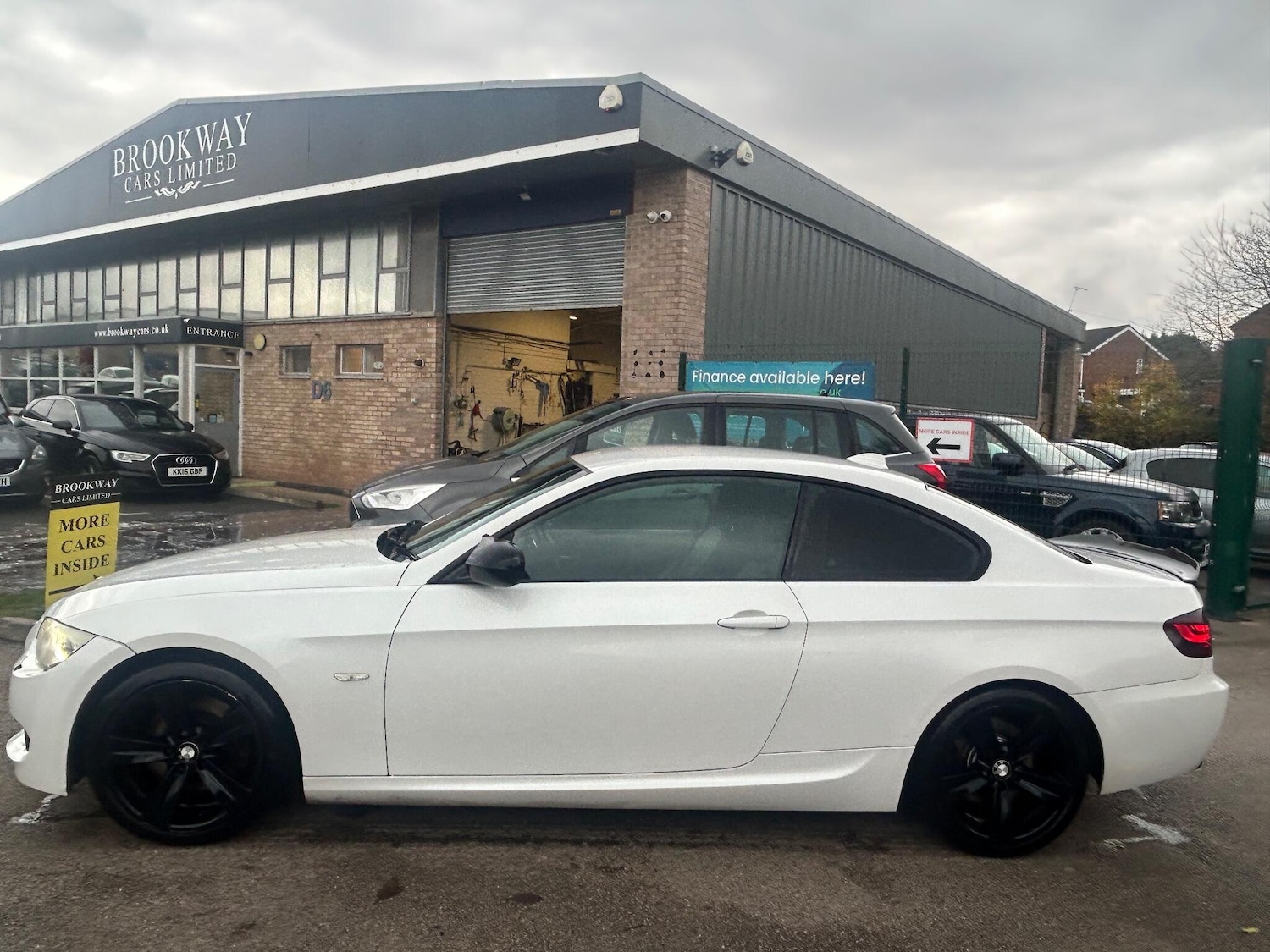 Used BMW 3 Series 2010 for sale - 76498885: Photo 12