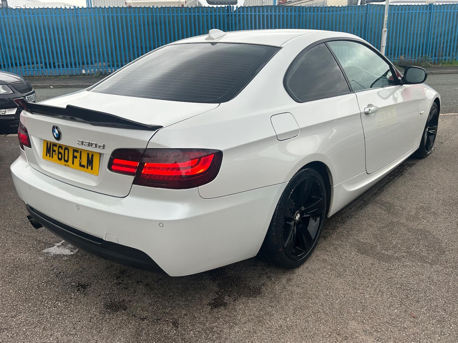 Used BMW 3 Series 2010 for sale - 76498885: Photo 2