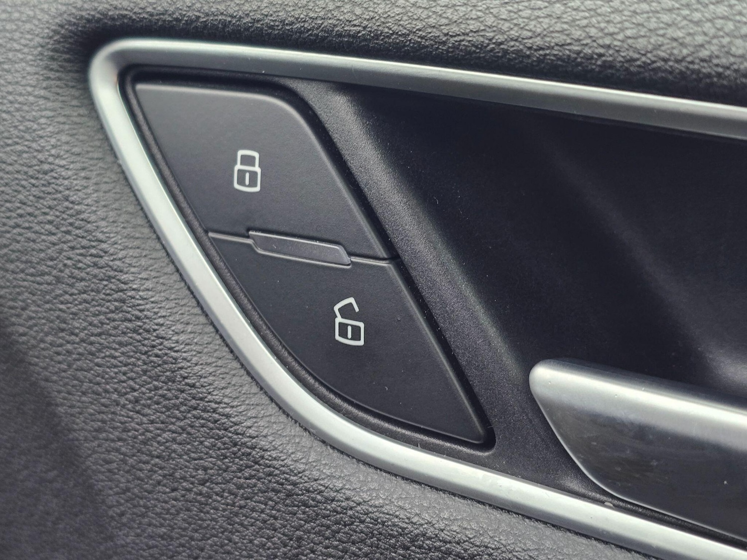 Used Audi A3 2015 for sale - 77291453: Photo 33