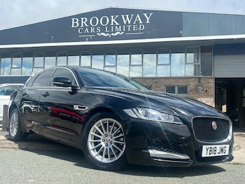 Used Jaguar XF 2018 for sale - 78809037: Photo
