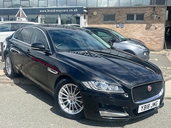 Used Jaguar XF 2018 for sale - 78809037: Photo