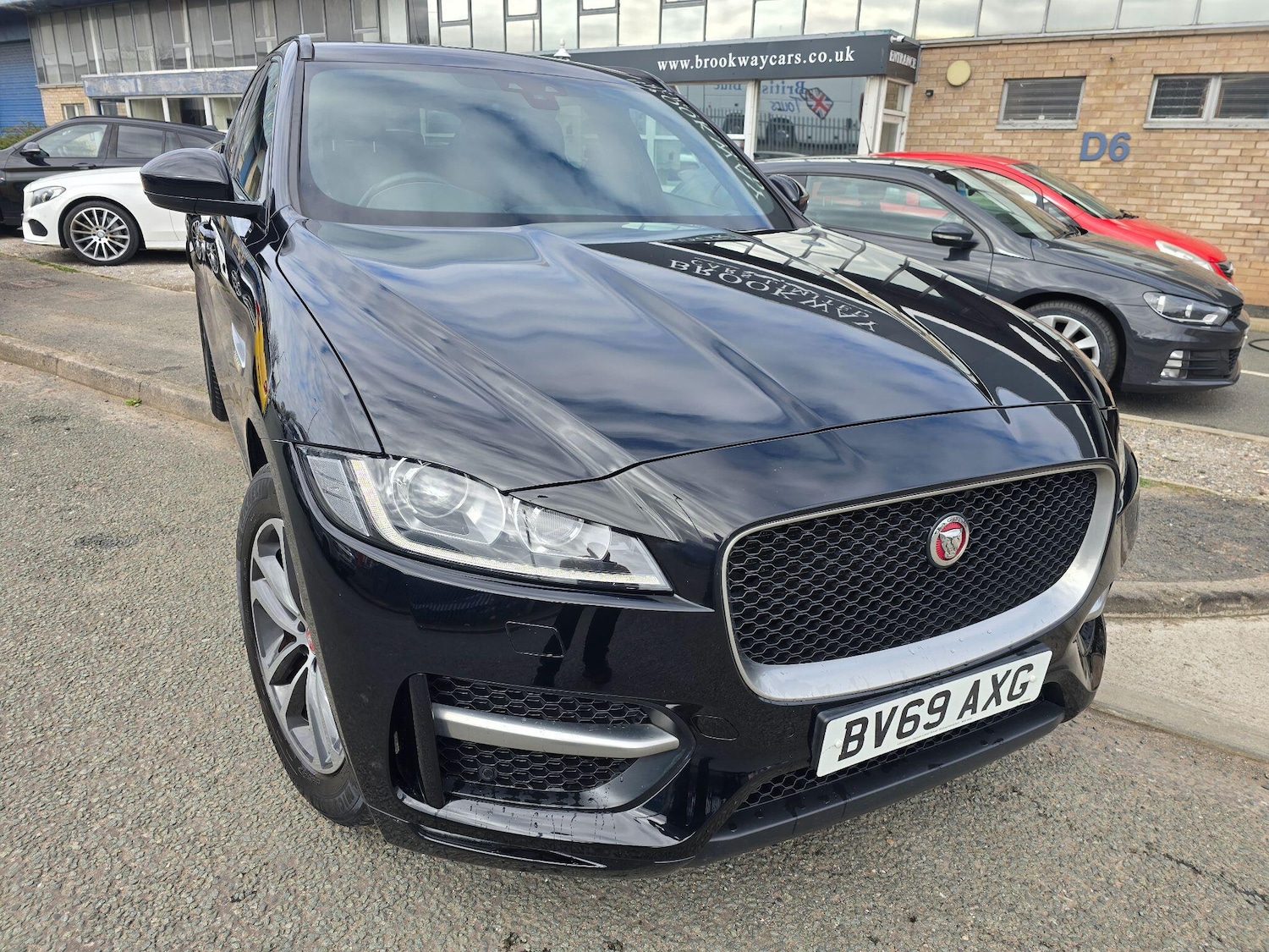 Used Jaguar F-Pace 2019 for sale - 78101053: Photo 2
